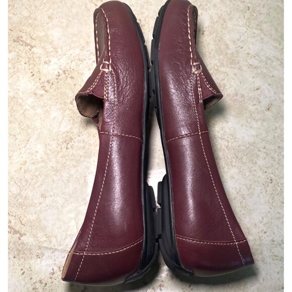 Womens Brown Leather Loafers Size 9.5 Slip-On Casual Shoes Stitch Detailing - Picture 7 of 8